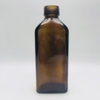 100 ml square amber pharmaceutical glass bottle